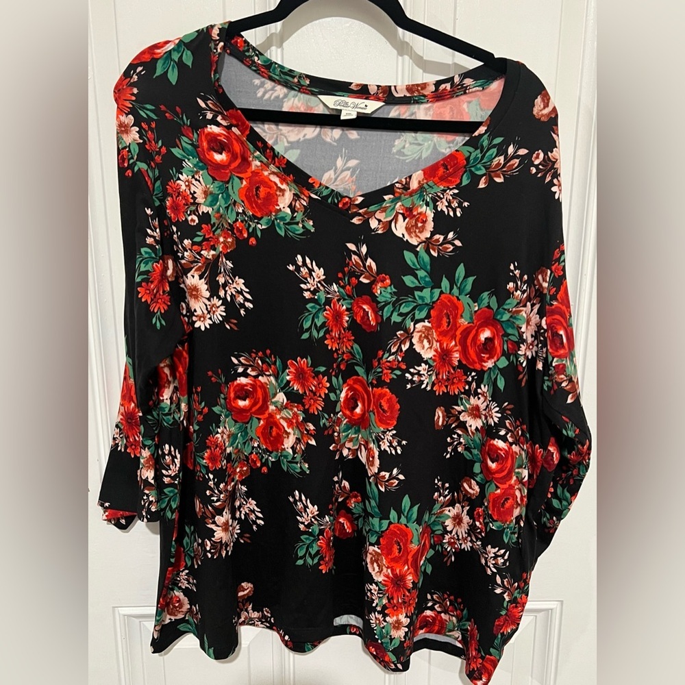Pioneer Woman Women’s Size XXL Red Green Black Floral Shirt 3/4 sleeve Holiday
